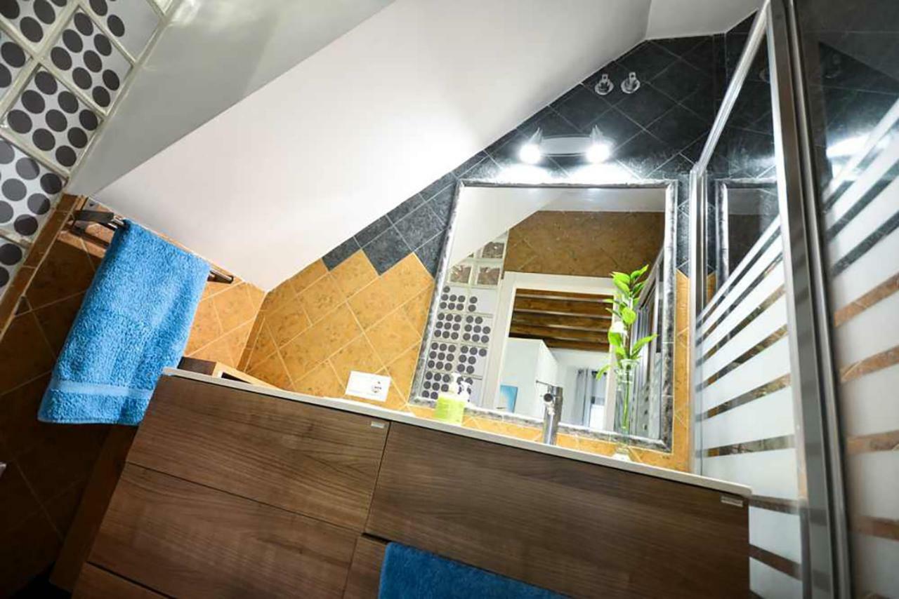 Casa Alfalfa 2 Dormitorios Terraza Y Solarium Privado Sevilla Eksteriør billede